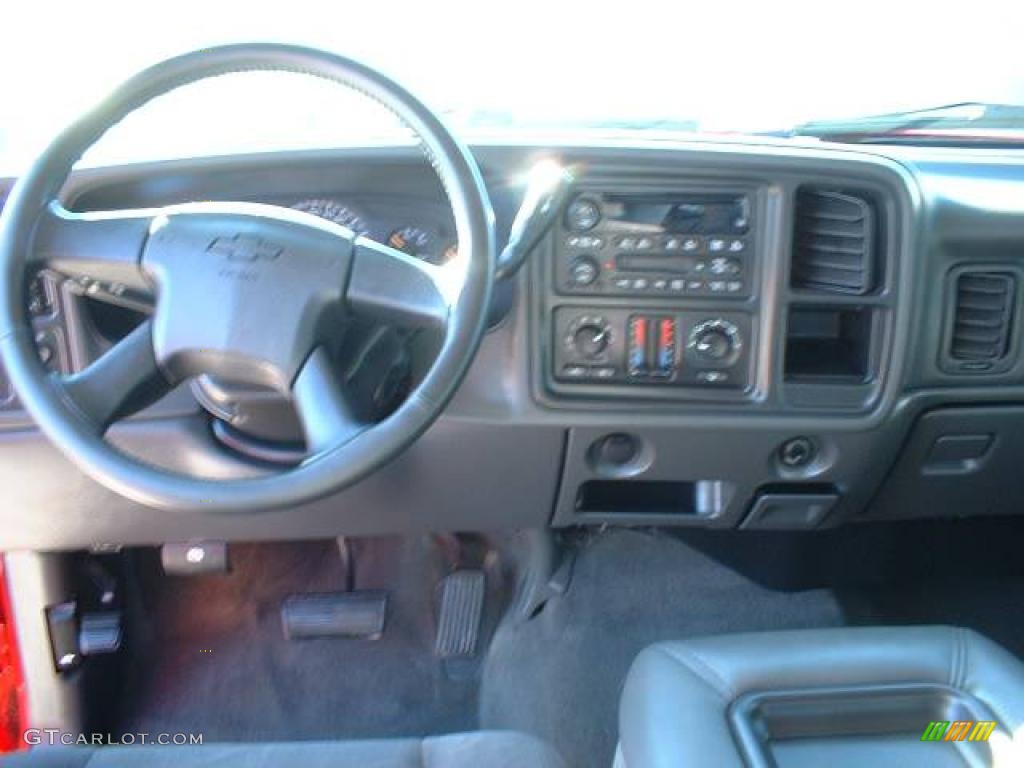 2004 Silverado 1500 Z71 Crew Cab 4x4 - Victory Red / Medium Gray photo #9
