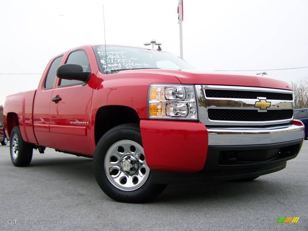 2008 Silverado 1500 LT Extended Cab - Victory Red / Ebony photo #1