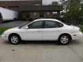 1996 Vibrant White Ford Taurus GL  photo #4