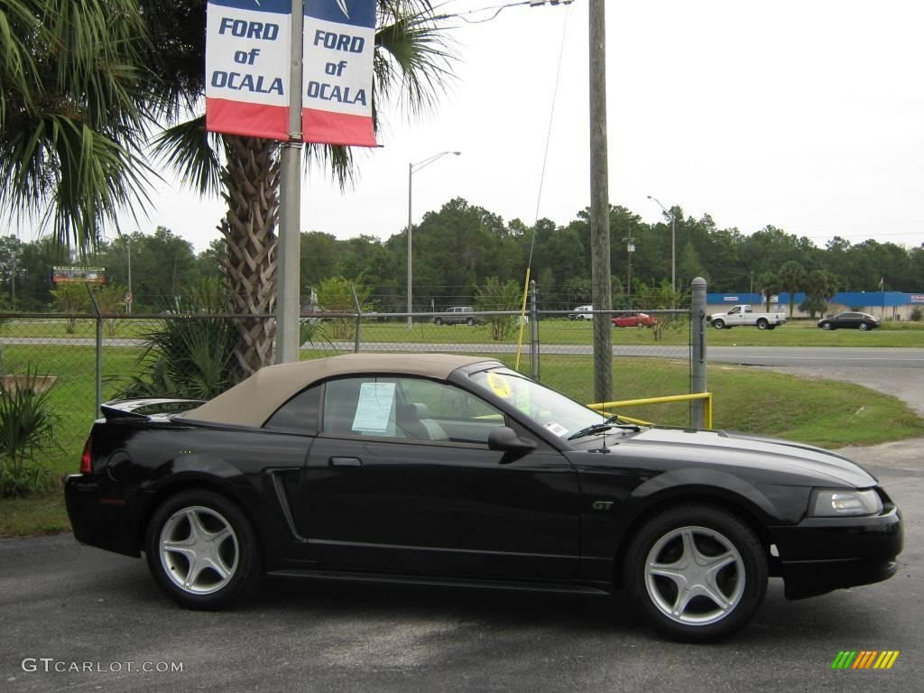 2000 Mustang GT Convertible - Black / Medium Parchment photo #2