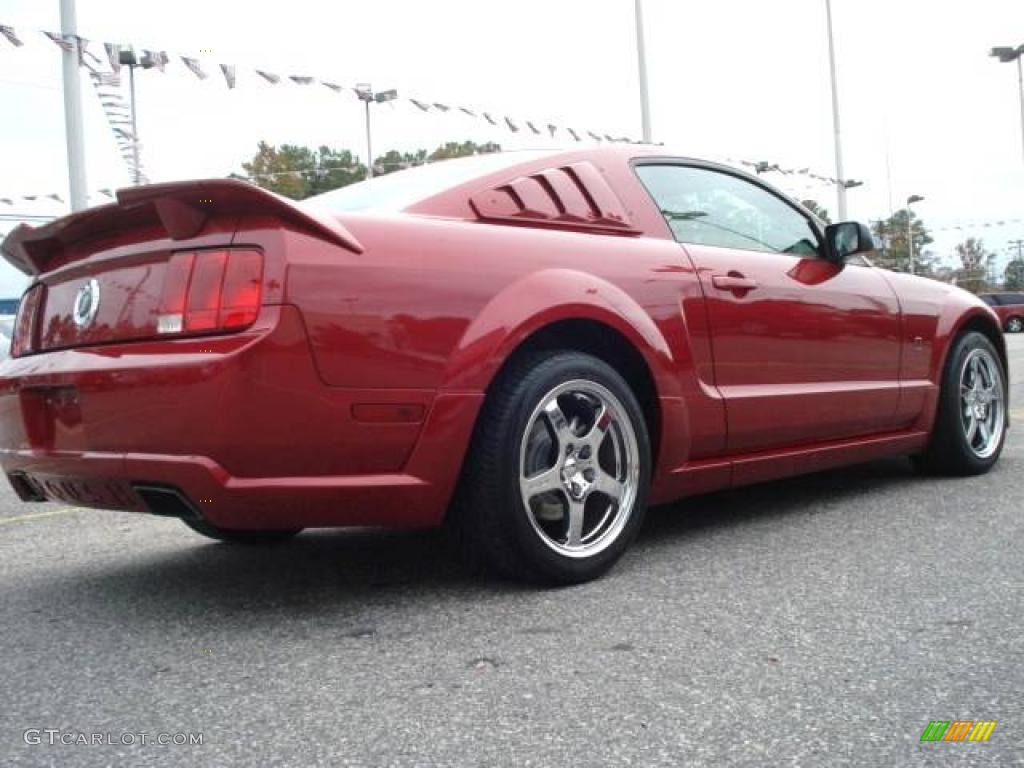 2007 Mustang Roush Stage 1 Coupe - Redfire Metallic / Dark Charcoal photo #7