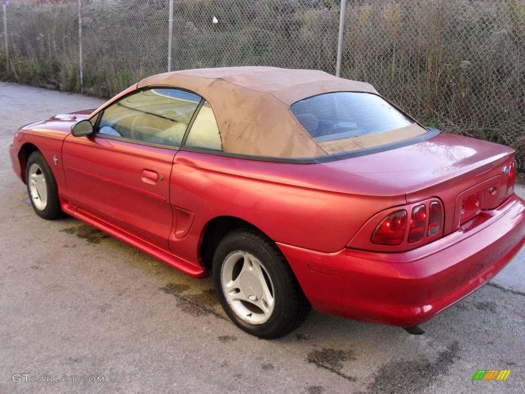 1996 Mustang V6 Convertible - Laser Red Metallic / Saddle photo #7