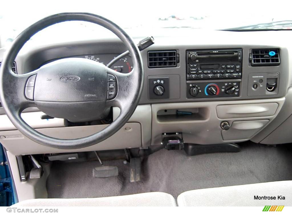 2000 F350 Super Duty XLT Extended Cab 4x4 Dually - Island Blue Metallic / Medium Graphite photo #12