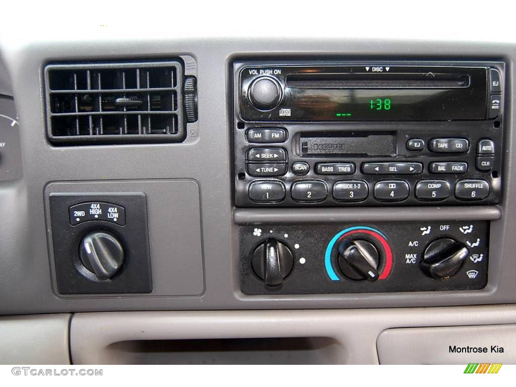 2000 F350 Super Duty XLT Extended Cab 4x4 Dually - Island Blue Metallic / Medium Graphite photo #28