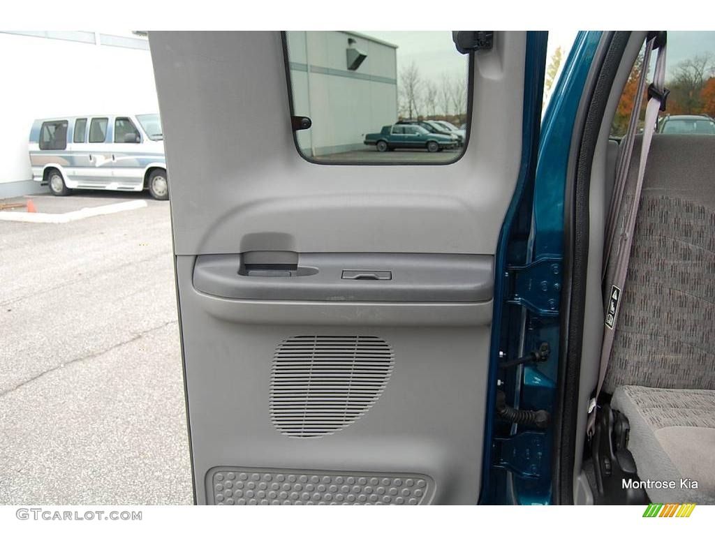 2000 F350 Super Duty XLT Extended Cab 4x4 Dually - Island Blue Metallic / Medium Graphite photo #33