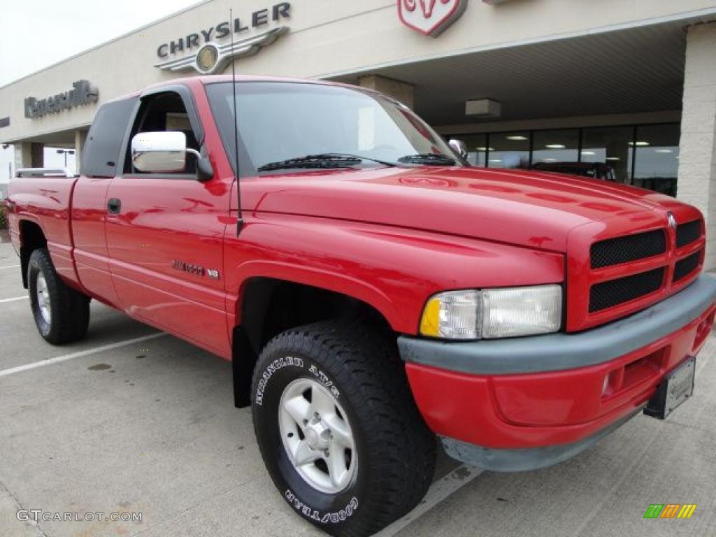 1997 Ram 1500 Sport Extended Cab 4x4 - Flame Red / Mist Gray photo #1