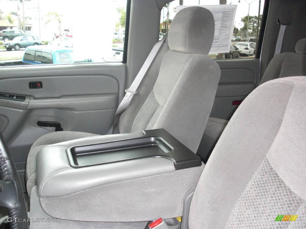 2006 Suburban LS 1500 - Summit White / Gray/Dark Charcoal photo #25