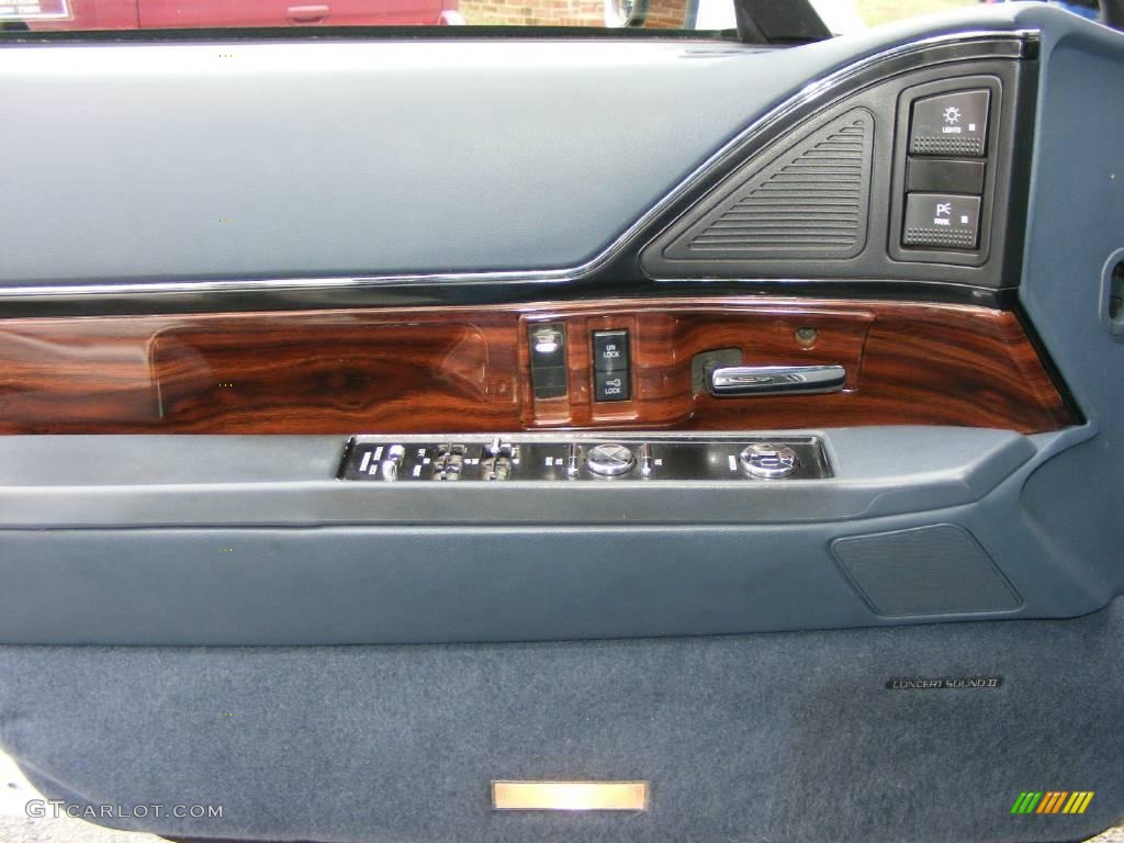 1998 LeSabre Limited - Bright White / Medium Blue photo #14