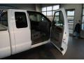 Oxford White - F250 Super Duty Lariat SuperCab 4x4 Photo No. 24