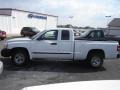 2005 Bright White Dodge Dakota ST Club Cab  photo #3