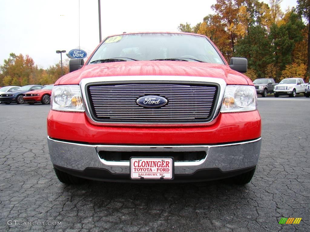 2007 F150 XLT Regular Cab - Bright Red / Medium Flint photo #7