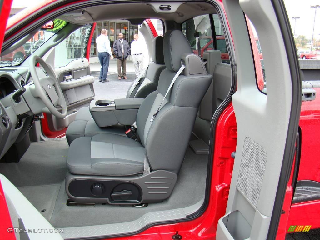 2007 F150 XLT Regular Cab - Bright Red / Medium Flint photo #9
