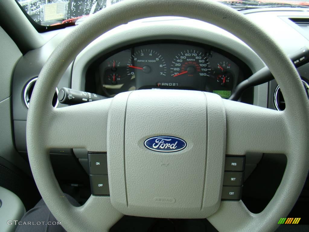 2007 F150 XLT Regular Cab - Bright Red / Medium Flint photo #20
