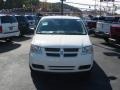 Stone White - Grand Caravan SE Photo No. 20
