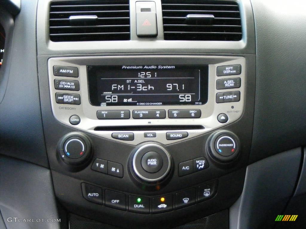 2006 Accord EX-L V6 Coupe - Alabaster Silver Metallic / Gray photo #16