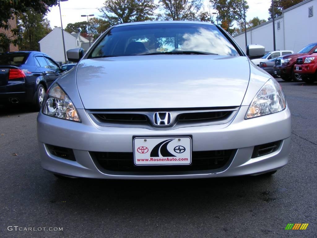 2006 Accord EX-L V6 Coupe - Alabaster Silver Metallic / Gray photo #18