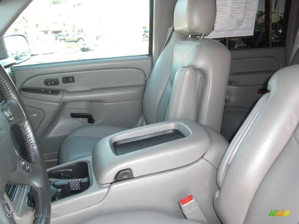 2004 Suburban 1500 LT - Dark Gray Metallic / Gray/Dark Charcoal photo #29