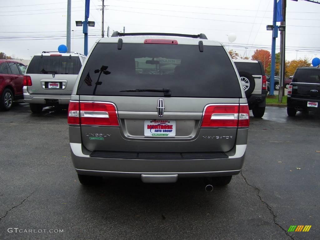 2008 Navigator Limited Edition 4x4 - Vapor Silver Metallic / Stone photo #3