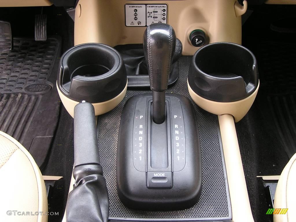 2004 Discovery S - Giverny Green / Alpaca Beige photo #12