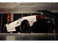 Bianco Isis (White) - Murcielago LP670-4 SV Photo No. 9