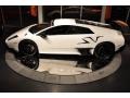 Bianco Isis (White) - Murcielago LP670-4 SV Photo No. 20