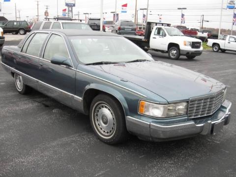 1995 Cadillac Fleetwood  Data, Info and Specs
