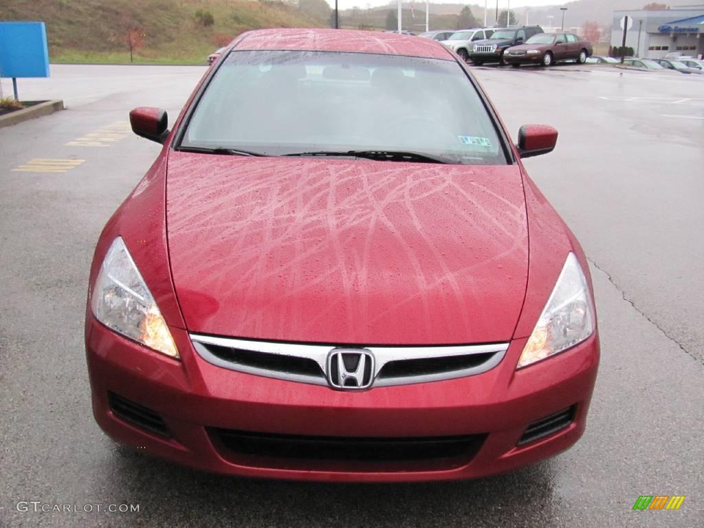 2007 Accord SE Sedan - Moroccan Red Pearl / Gray photo #10