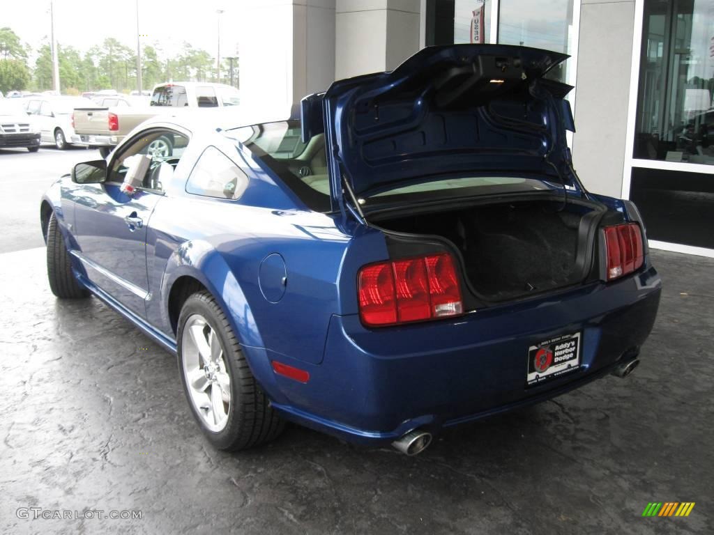 2006 Mustang GT Premium Coupe - Vista Blue Metallic / Light Parchment photo #10