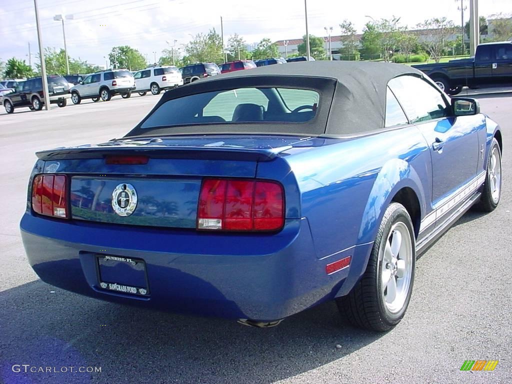 2007 Mustang V6 Premium Convertible - Vista Blue Metallic / Dark Charcoal photo #3