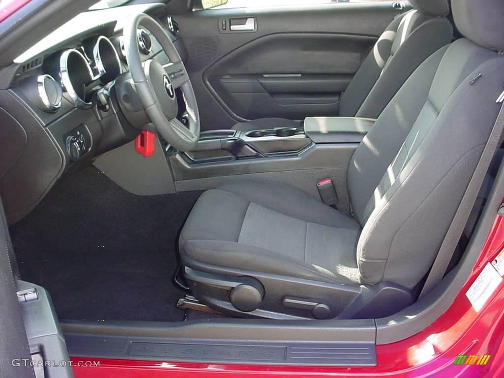 2008 Mustang V6 Deluxe Coupe - Dark Candy Apple Red / Dark Charcoal photo #10