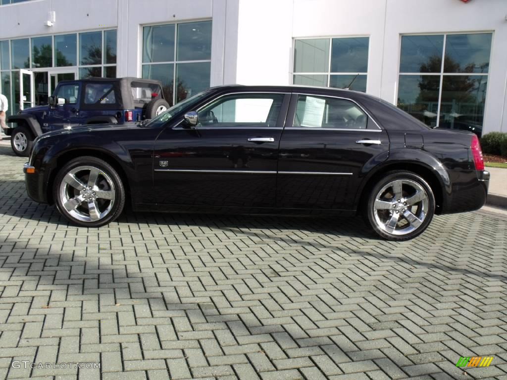 2008 300 Touring DUB Edition - Brilliant Black Crystal Pearl / Dark Slate Gray photo #2