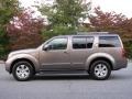 2006 Granite Metallic Nissan Pathfinder LE  photo #16