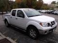 2009 Avalanche White Nissan Frontier SE Crew Cab 4x4  photo #1