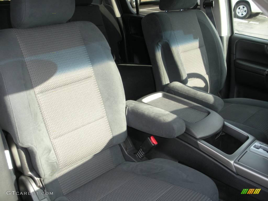 2008 Armada SE 4x4 - Galaxy Black / Charcoal photo #18