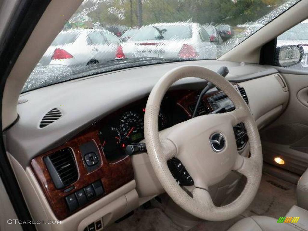 2002 MPV ES - Shimmering Sand Metallic / Beige photo #15