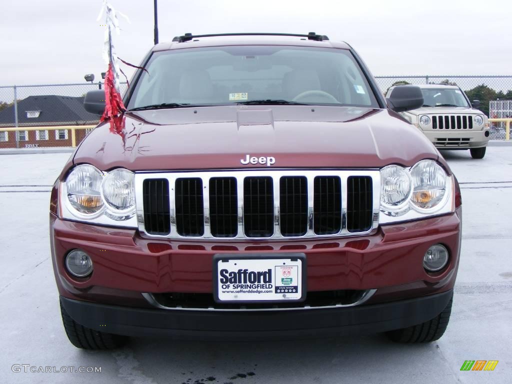 2007 Grand Cherokee Limited 4x4 - Red Rock Crystal Pearl / Dark Khaki/Light Graystone photo #2