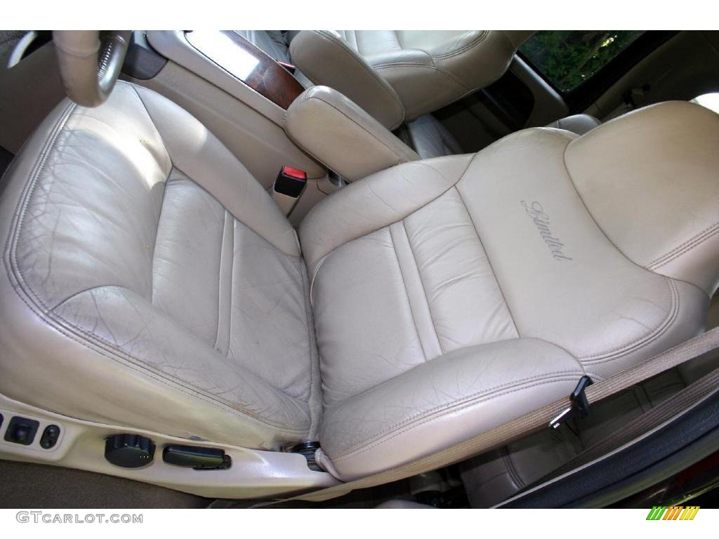 2001 Excursion Limited 4x4 - Black / Medium Parchment photo #29