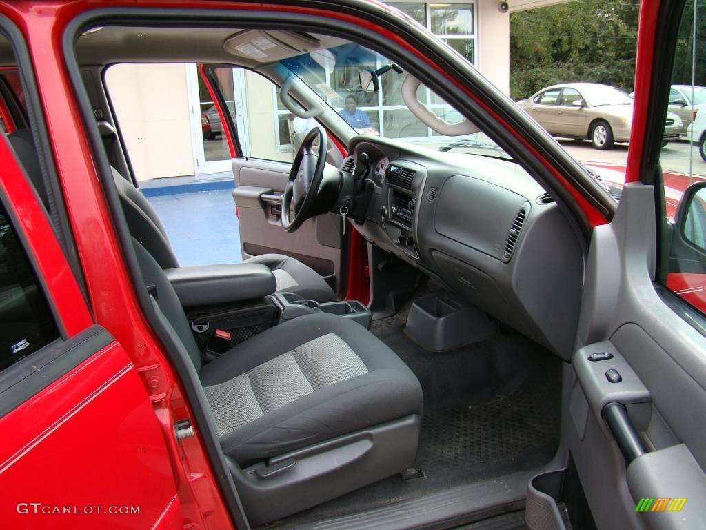 2005 Explorer Sport Trac XLS - Bright Red / Medium Dark Flint photo #11