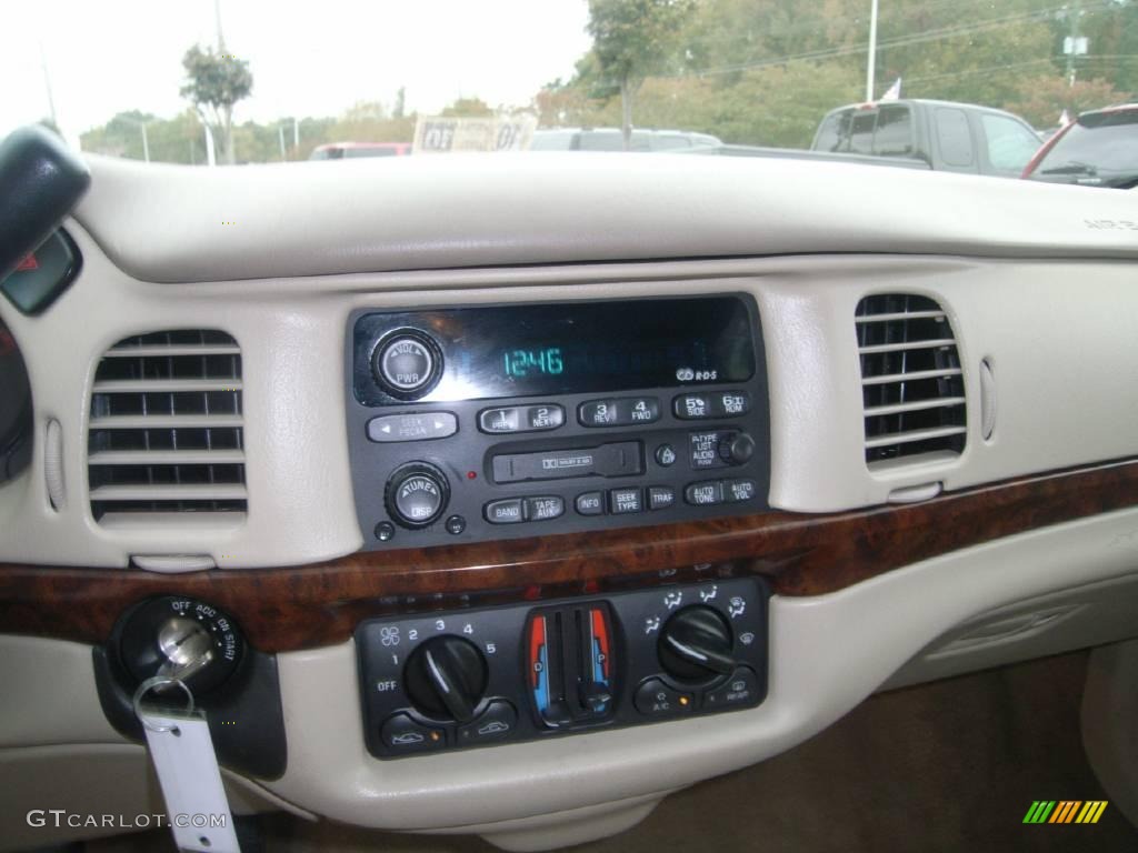 2002 Impala  - Medium Bronzemist Metallic / Neutral photo #13