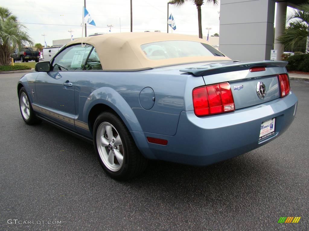2007 Mustang V6 Premium Convertible - Windveil Blue Metallic / Medium Parchment photo #8