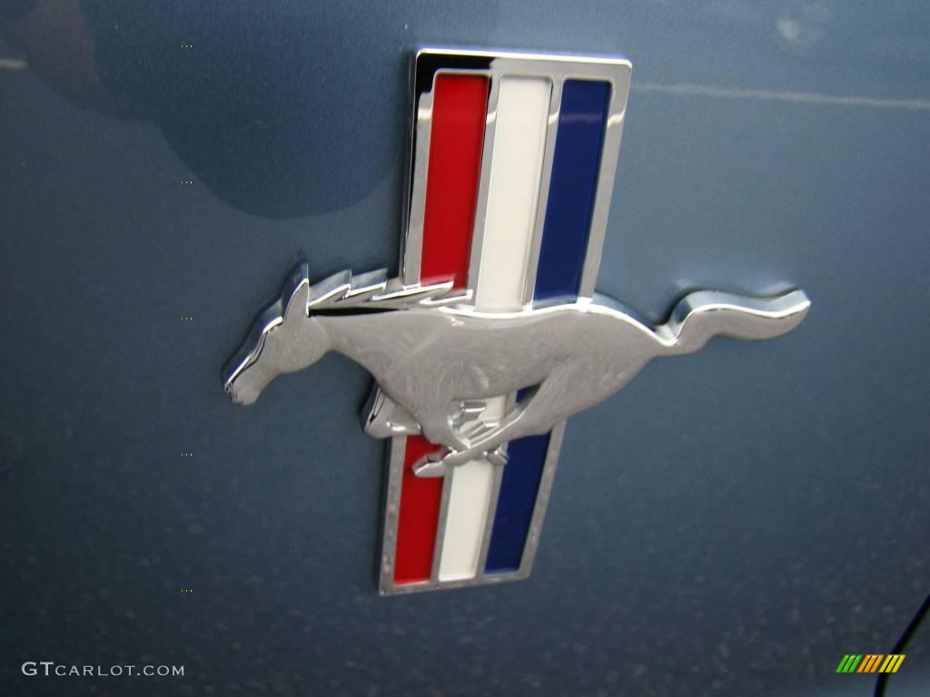 2007 Mustang V6 Premium Convertible - Windveil Blue Metallic / Medium Parchment photo #24