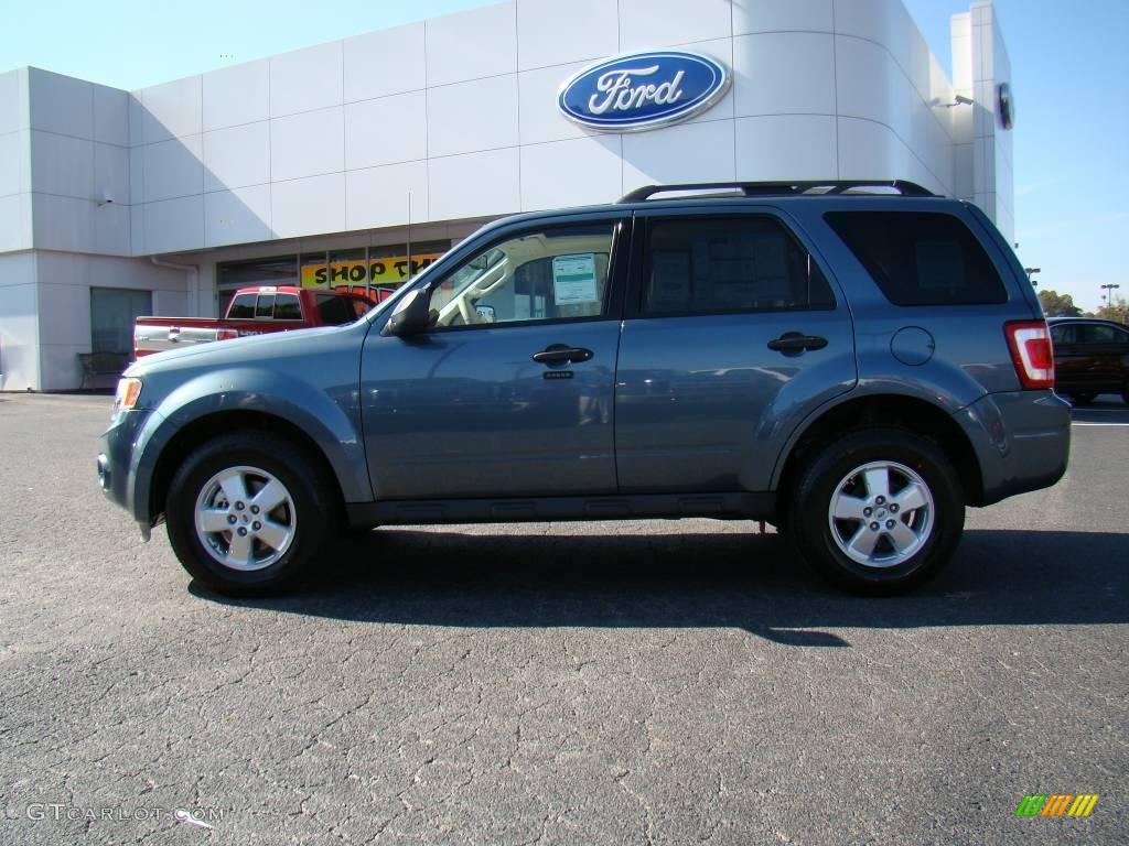 2010 Escape XLT V6 - Steel Blue Metallic / Camel photo #5