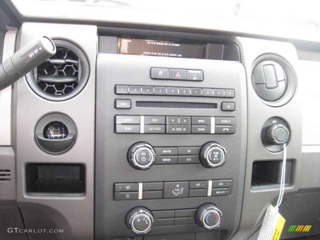 2010 F150 XL Regular Cab - Ingot Silver Metallic / Medium Stone photo #8