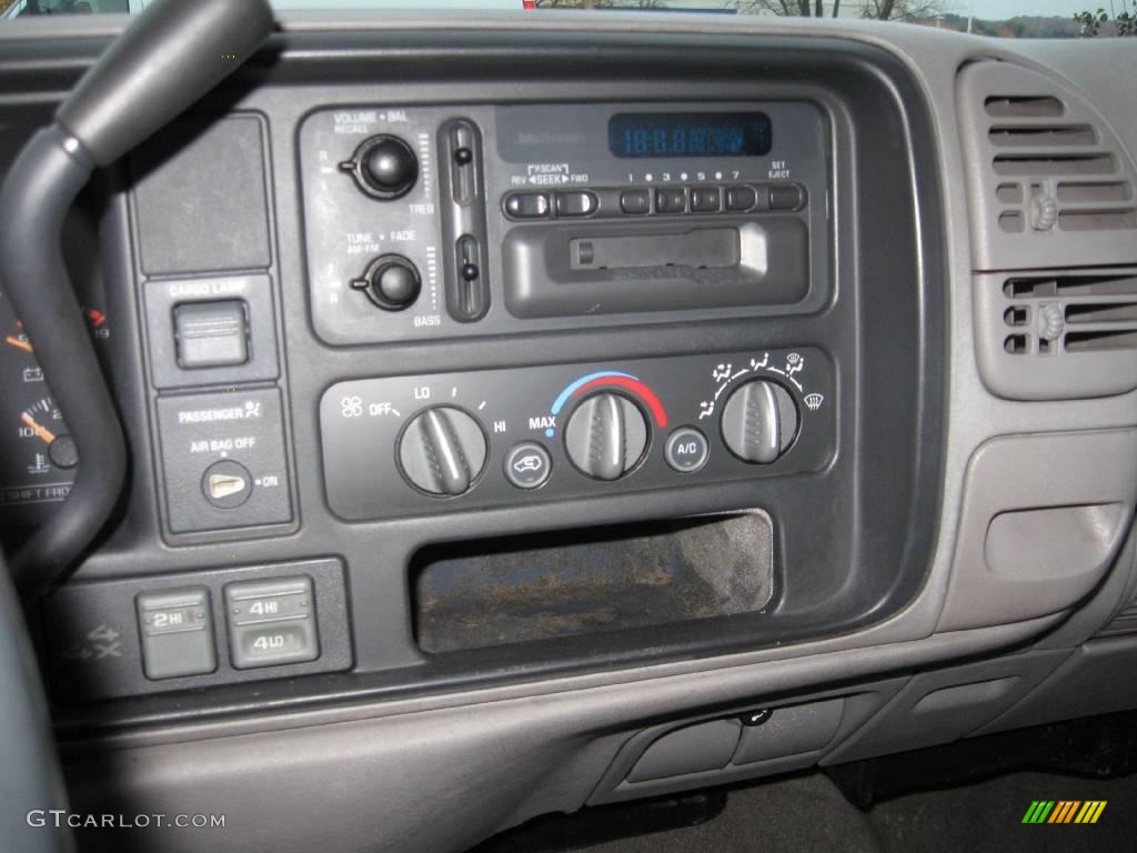 1997 C/K K1500 Regular Cab 4x4 - Dark Toreador Red Metallic / Medium Dark Pewter photo #8