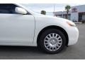 Super White - Camry LE Photo No. 7