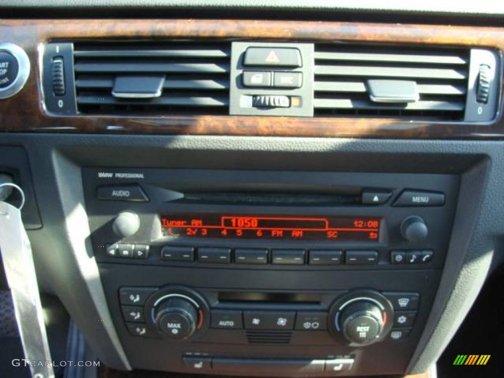 2006 3 Series 330i Sedan - Electric Red / Black photo #15