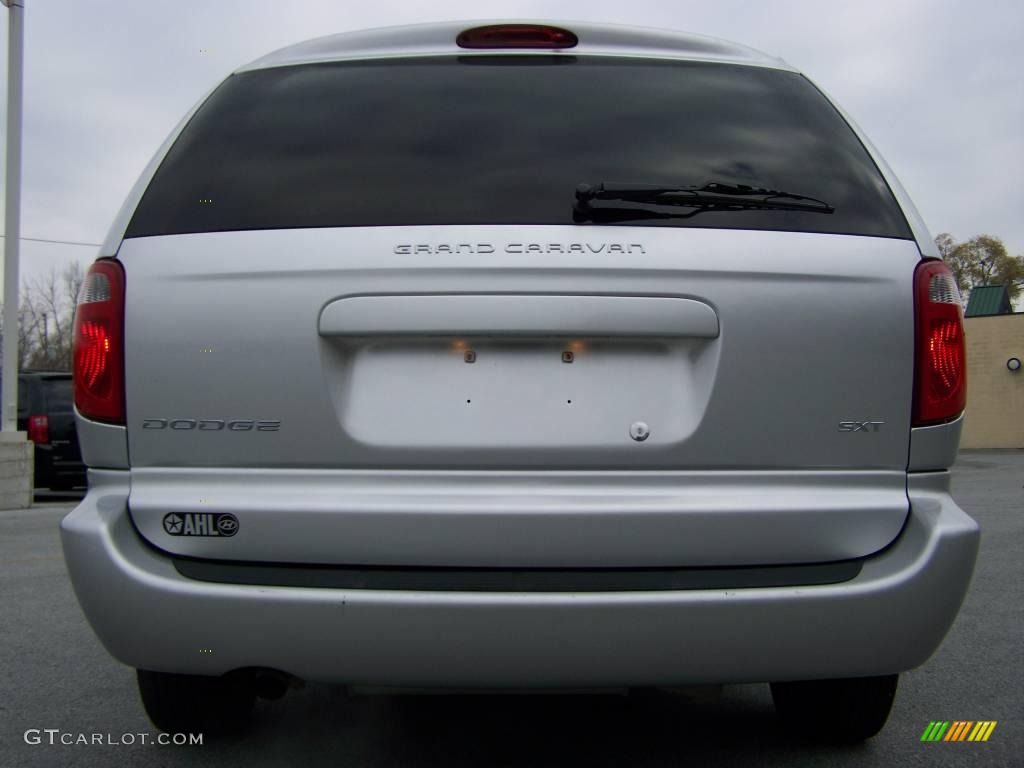 2007 Grand Caravan SXT - Bright Silver Metallic / Medium Slate Gray photo #5