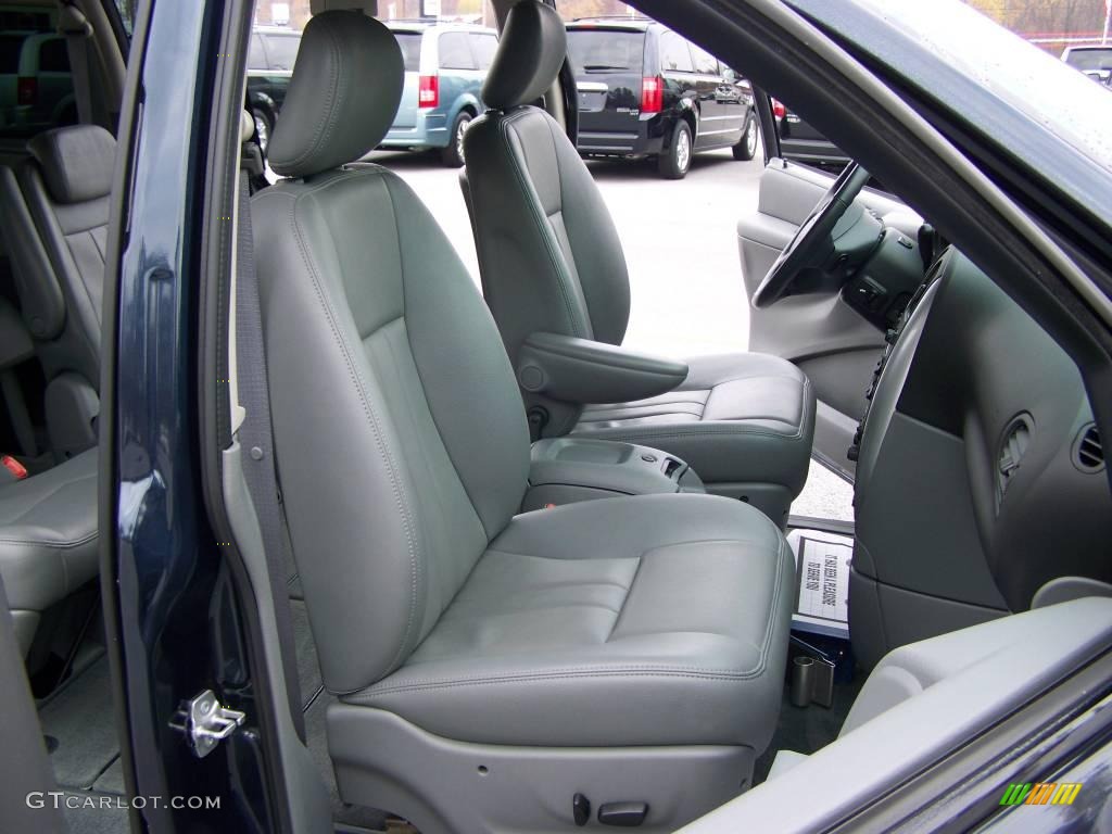 2007 Town & Country Touring - Modern Blue Pearl / Medium Slate Gray photo #13