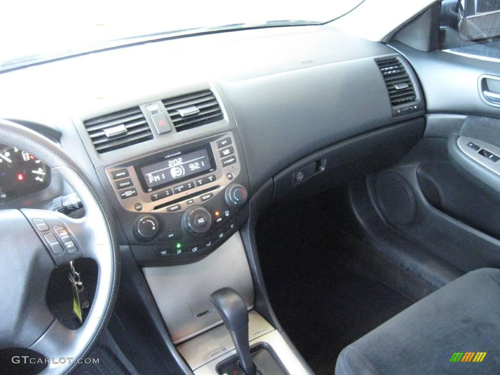 2006 Accord EX Sedan - Carbon Bronze Pearl / Black photo #21