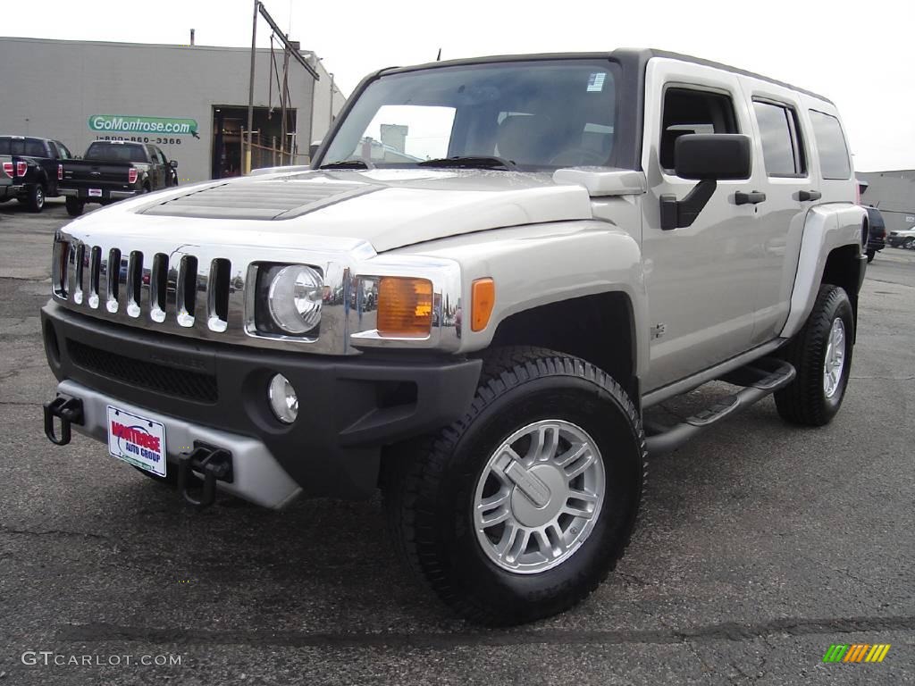 Boulder Gray Metallic Hummer H3